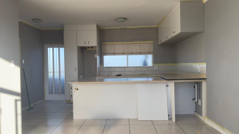 To Let 1 Bedroom Property for Rent in Plumstead Western Cape